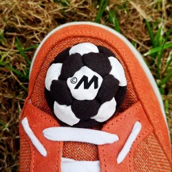 FOOTBAG / ZOŚKA - 32 PANELE - CZARNO-BIAŁA - METAL